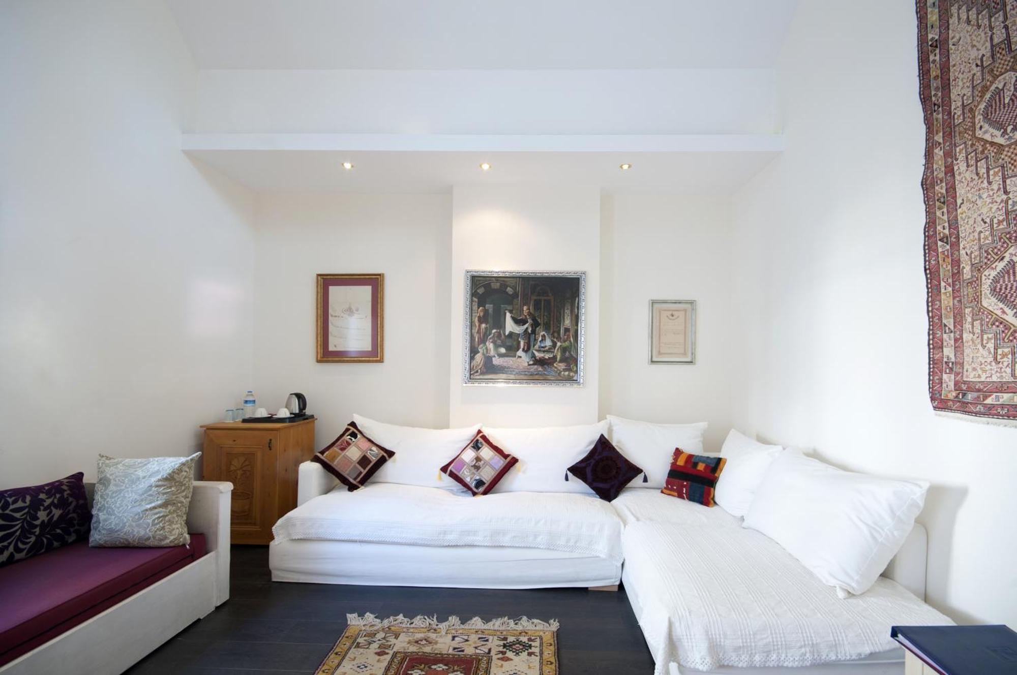 Otel Su -